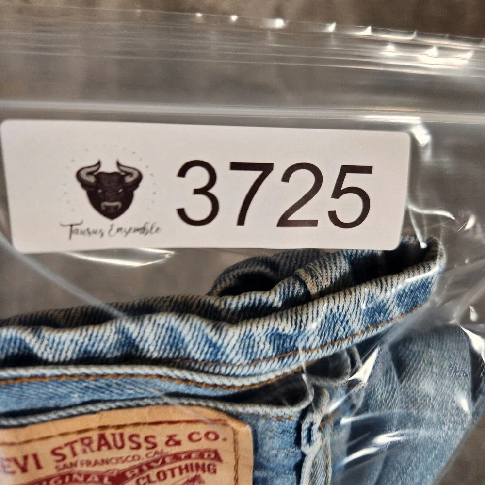 Levi's 505 Jeans Men's 36X33 (Tag 38X32) Blue‎ Denim Regular Fit